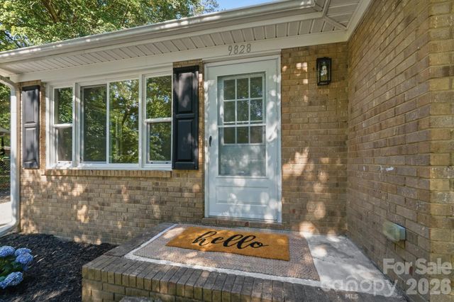 9828 Starwood Drive, Charlotte, NC 28215
