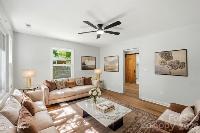 9828 Starwood Drive, Charlotte, NC 28215