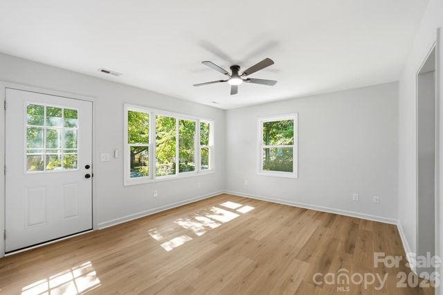 9828 Starwood Drive, Charlotte, NC 28215