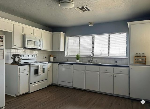 1611 NW 22nd Street, Lawton, OK 73505