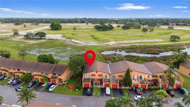 2824 NW 80th Ave, Sunrise, FL 33322