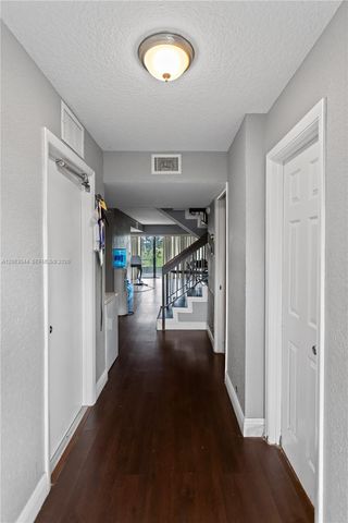 2824 NW 80th Ave, Sunrise, FL 33322
