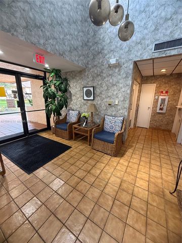 2371 SW 15th St 101, Deerfield Beach, FL 33442