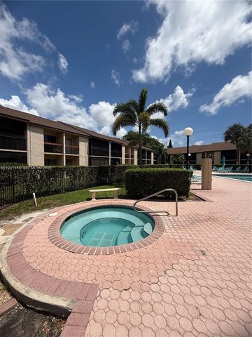 2371 SW 15th St 101, Deerfield Beach, FL 33442