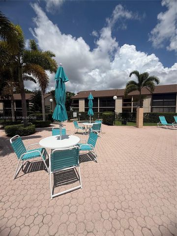 2371 SW 15th St 101, Deerfield Beach, FL 33442