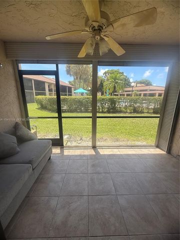 2371 SW 15th St 101, Deerfield Beach, FL 33442