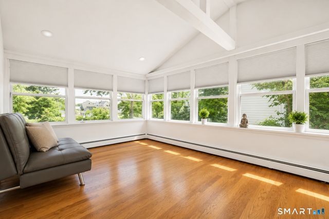 38 Carlisle Place, Stamford, CT 06902