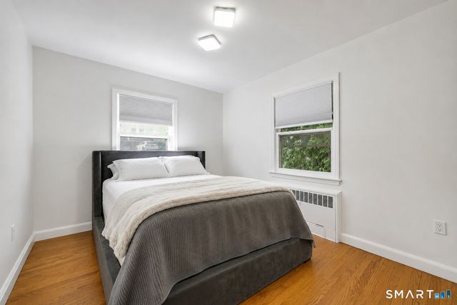 38 Carlisle Place, Stamford, CT 06902