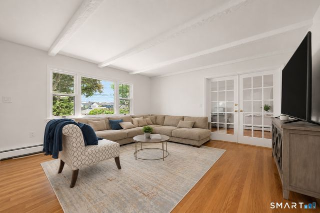 38 Carlisle Place, Stamford, CT 06902