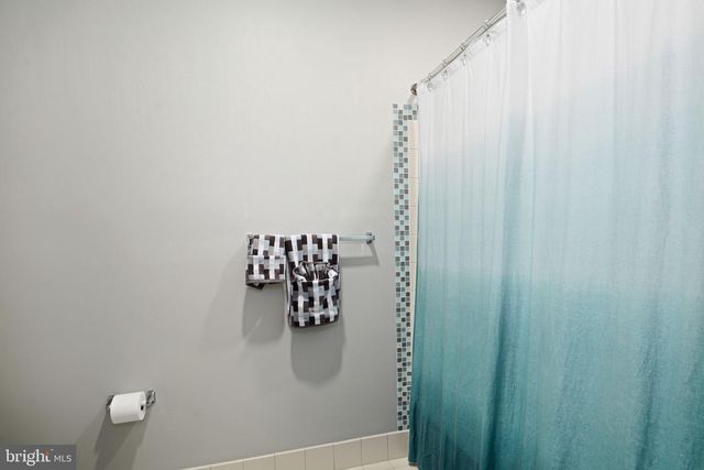 3202 PIETRO WAY, Philadelphia, PA 19145