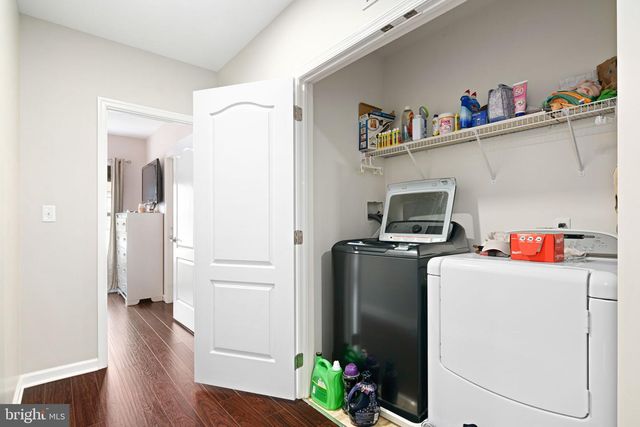 3202 PIETRO WAY, Philadelphia, PA 19145