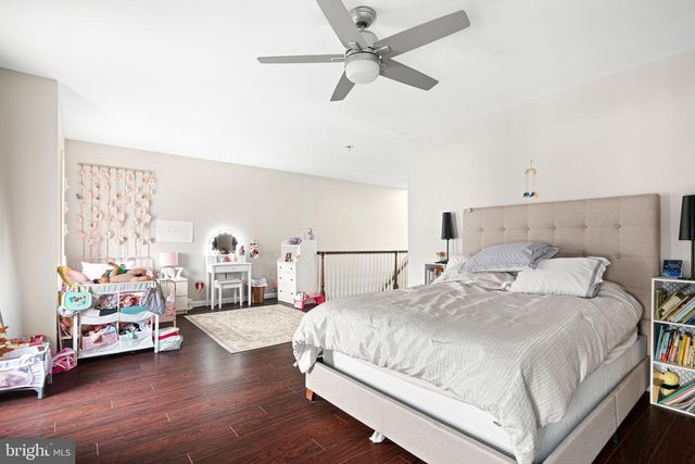 3202 PIETRO WAY, Philadelphia, PA 19145