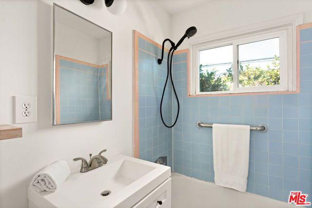 3421 Atwater Avenue, Los Angeles, CA 90039