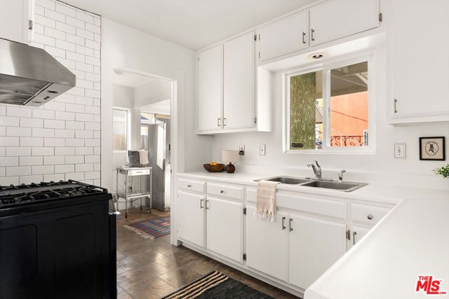 3421 Atwater Avenue, Los Angeles, CA 90039