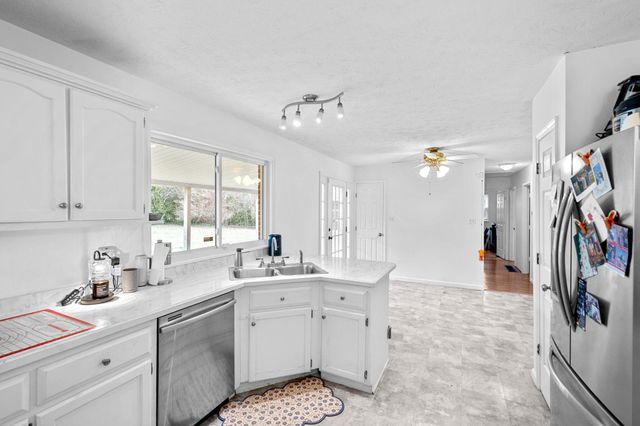 211 Scruggs Street, Berea, KY 40403