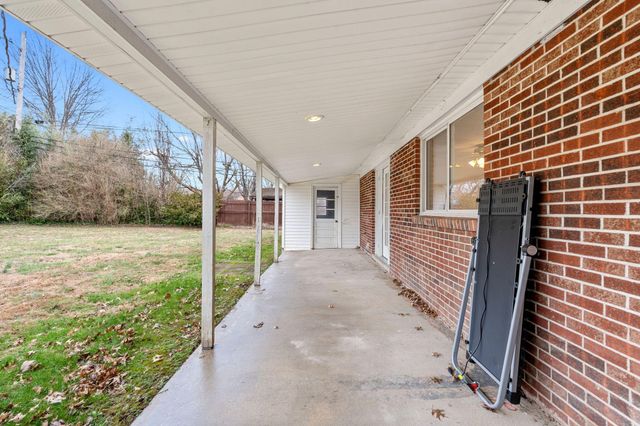 211 Scruggs Street, Berea, KY 40403