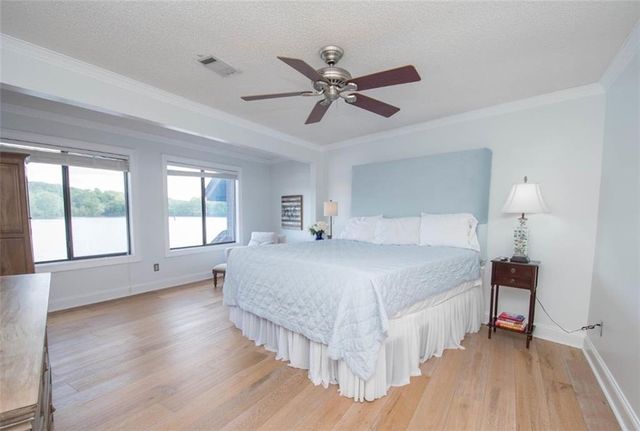 8 Northlake Circle, Peachtree City, GA 30269