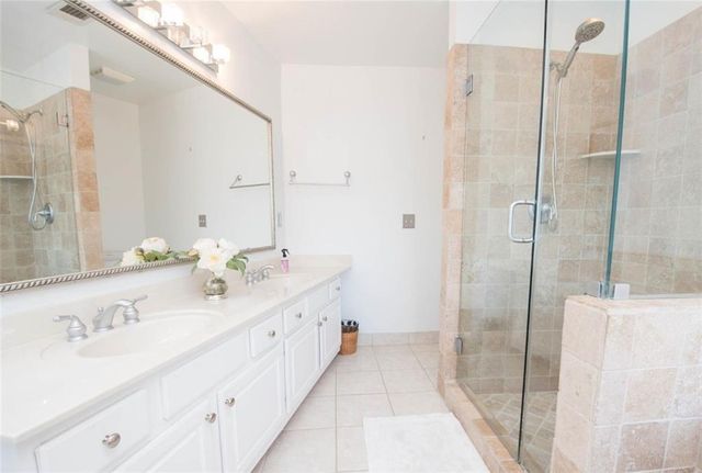 8 Northlake Circle, Peachtree City, GA 30269