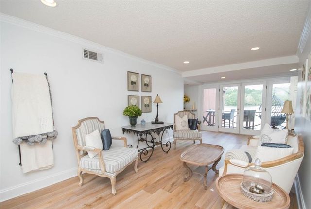 8 Northlake Circle, Peachtree City, GA 30269