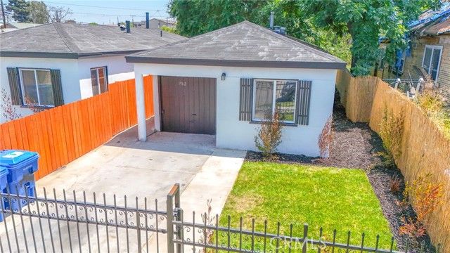 1962 E 114th Street, Los Angeles, CA 90059