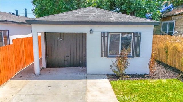 1962 E 114th Street, Los Angeles, CA 90059