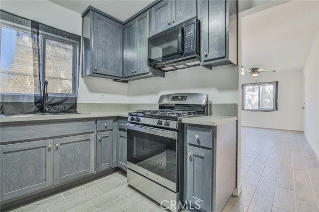 1962 E 114th Street, Los Angeles, CA 90059