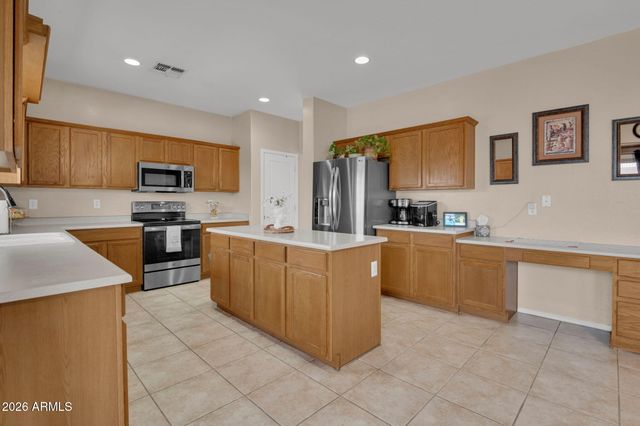 5382 W KALER Circle, Glendale, AZ 85301