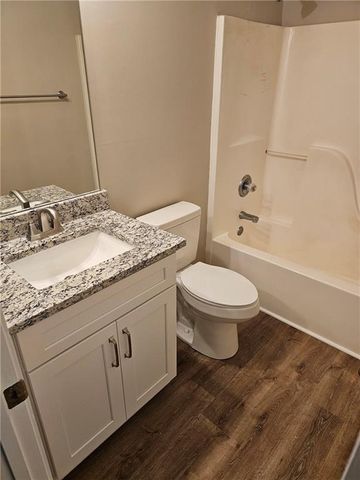 733 Vinebrook Lane, Suwanee, GA 30024