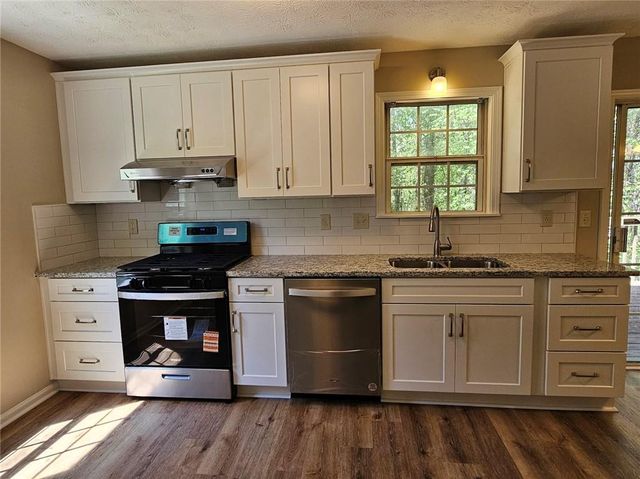733 Vinebrook Lane, Suwanee, GA 30024
