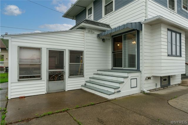 16 North End Avenue, Tonawanda, NY 14217