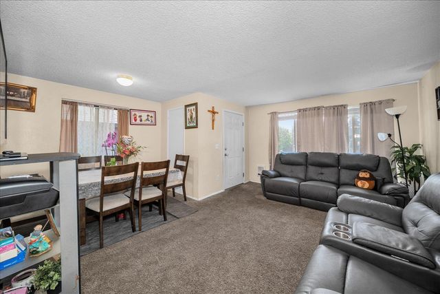 104 W Cora Ave, Spokane, WA 99205