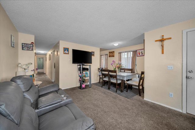 104 W Cora Ave, Spokane, WA 99205