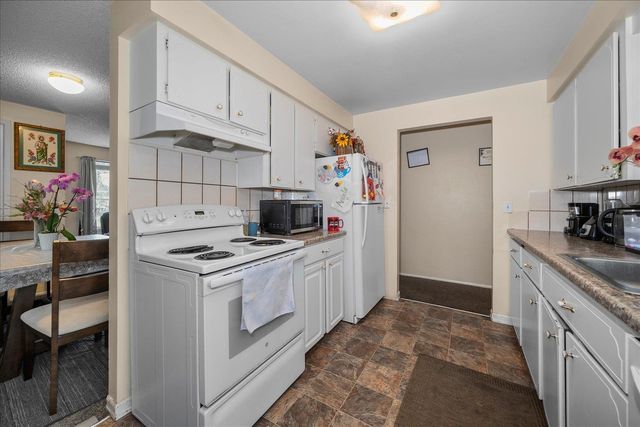 104 W Cora Ave, Spokane, WA 99205