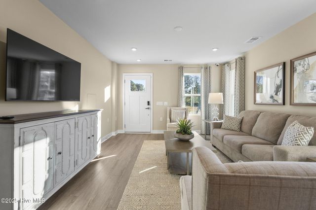 2030 Parow Lane NW F, Calabash, NC 28467