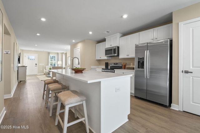 2030 Parow Lane NW F, Calabash, NC 28467