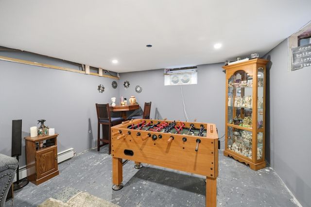 2 Glen Forest Ln, Methuen, MA 01844