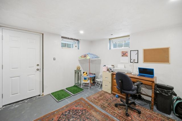 2 Glen Forest Ln, Methuen, MA 01844