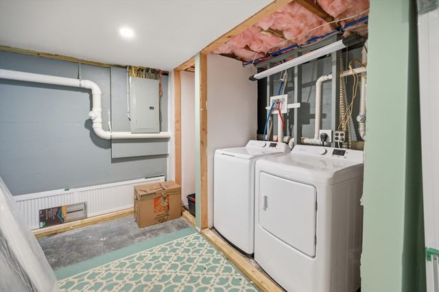 2 Glen Forest Ln, Methuen, MA 01844