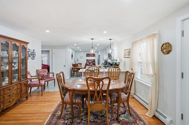 2 Glen Forest Ln, Methuen, MA 01844