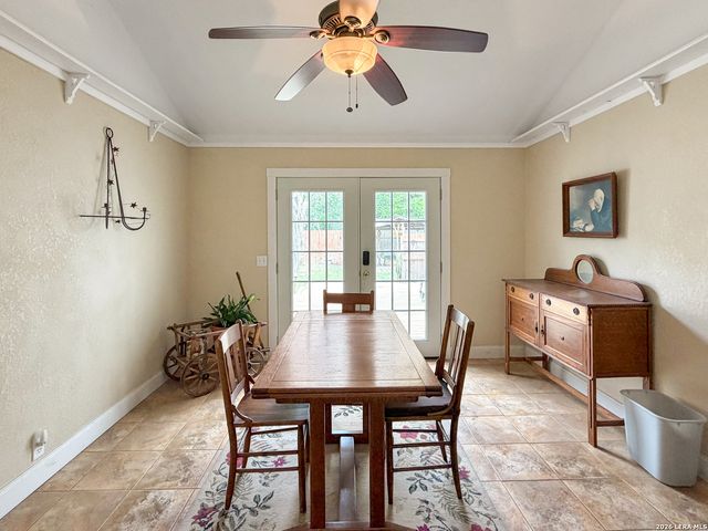 462 Flatrock, Canyon Lake, TX 78133