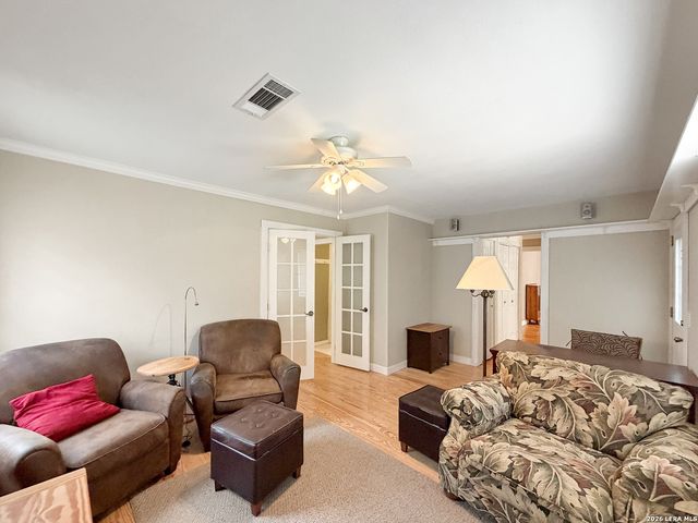 462 Flatrock, Canyon Lake, TX 78133