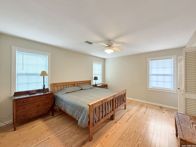 462 Flatrock, Canyon Lake, TX 78133