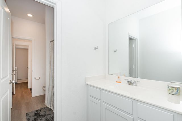 9919 Summer Peony Court, Baytown, TX 77521