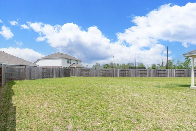 9919 Summer Peony Court, Baytown, TX 77521