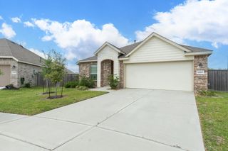 9919 Summer Peony Court, Baytown, TX 77521