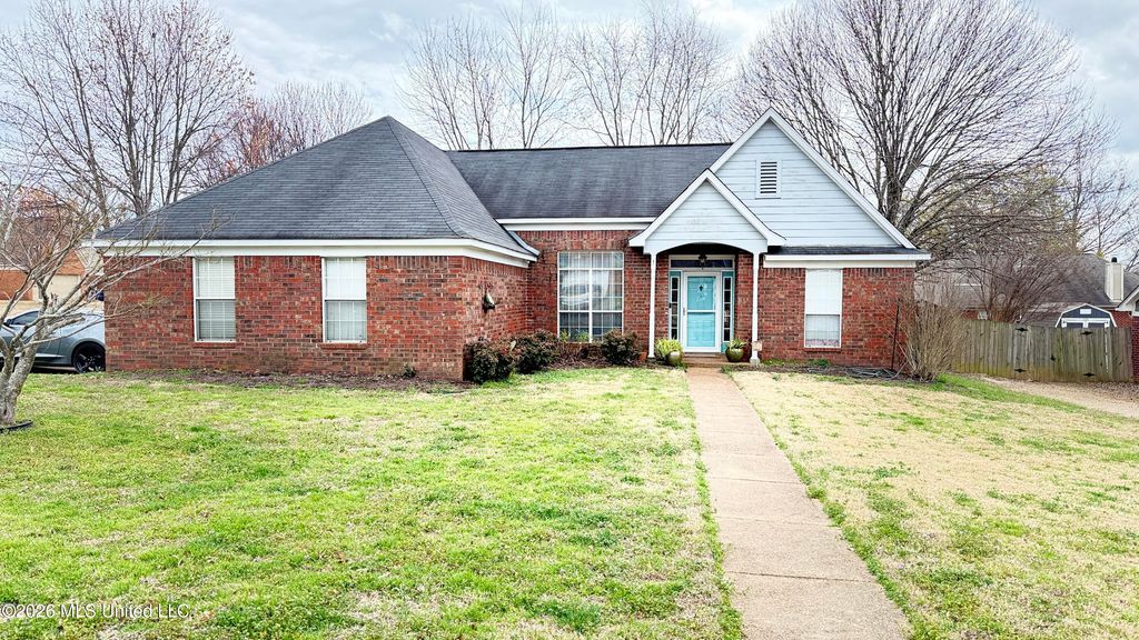 9635 N Geneva Loop, Olive Branch, MS 38654