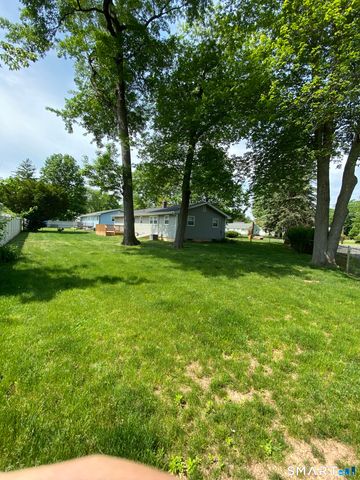 402 Connecticut Avenue, Newington, CT 06111