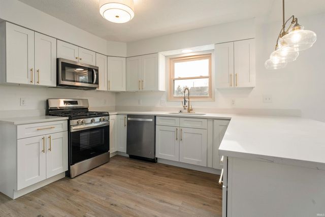 812 Woodmere Drive, Lafayette, IN 47905