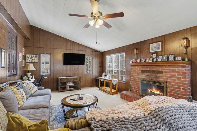 703 Wilson Avenue, Sturgis, MI 49091