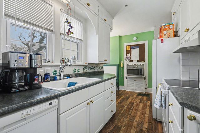 703 Wilson Avenue, Sturgis, MI 49091